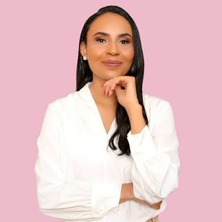 Dra. Fernanda Araujo