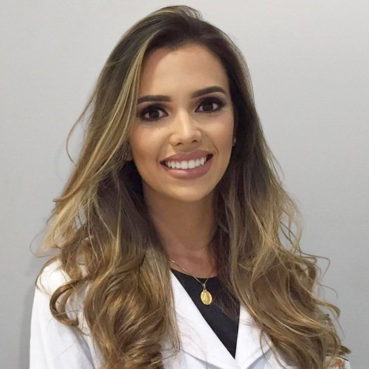 Dra. Francine Rubião da Cunha