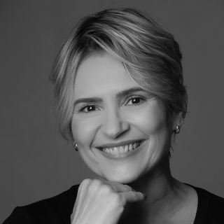 Dra. Mariangela Furtado de Brito