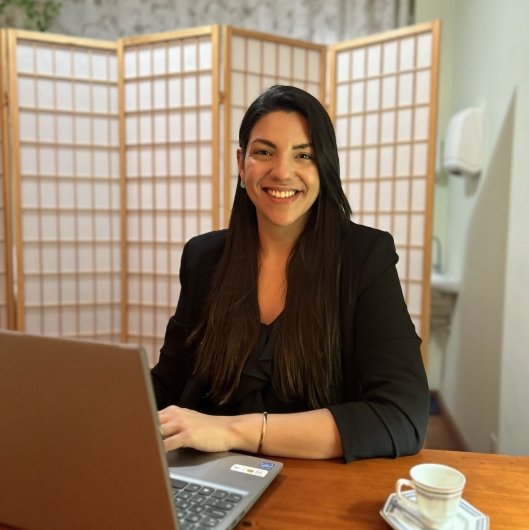 Dra. Vana Camila Santos