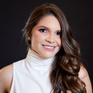 Izabella Sampaio Líbero