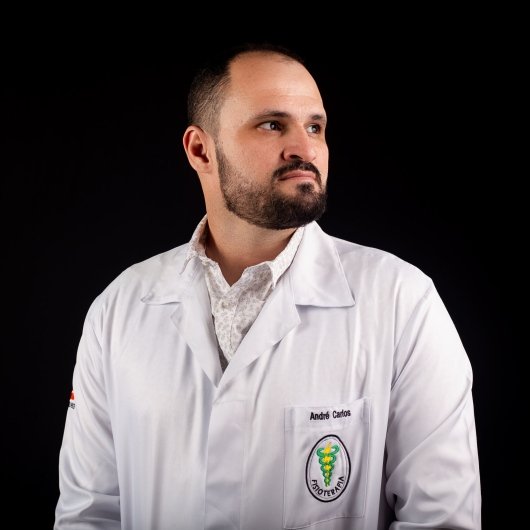 Dr. André Carlos Dias