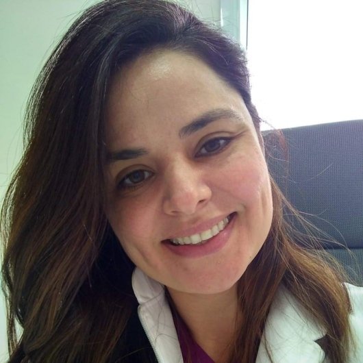 Cristiane de Barros Abrão