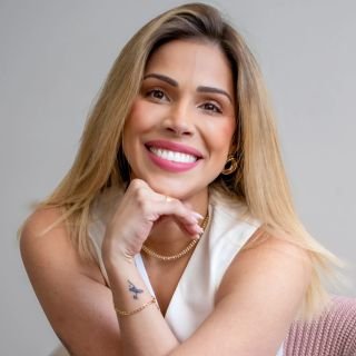 Ingrid Teixeira Silvano Saraiva .