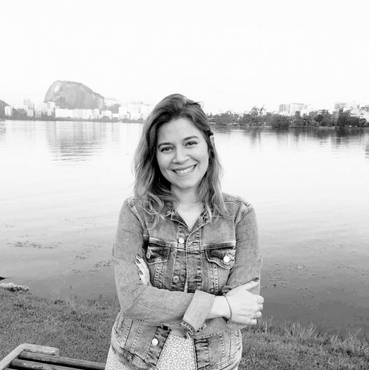Cíntia Lobato Borges