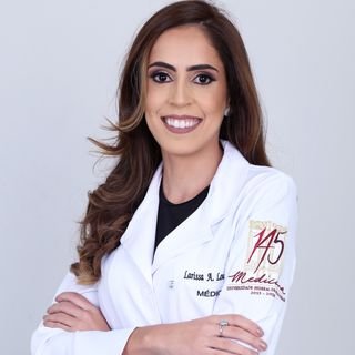 Dra. Larissa Andrade Lourenço