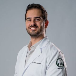 Dr. Mateus Boteon