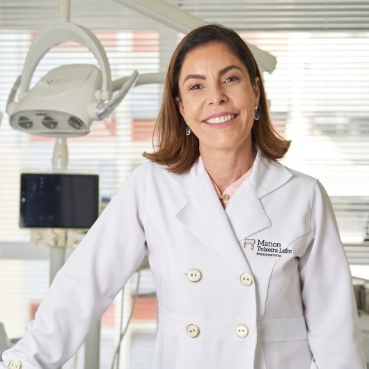 Dra. Manon Teixeira Leite