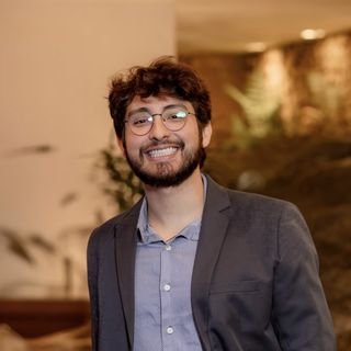 Dr. Humberto de Castro Moreira Araújo