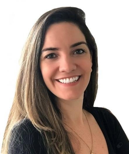 Juliana Junqueira Ayres