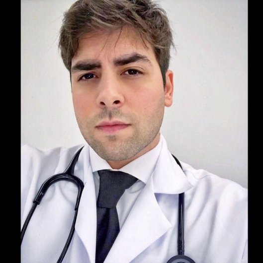 Dr. Raphael Navarro Ramos Santos