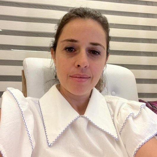 Dra. Marcela Paula Ferraz