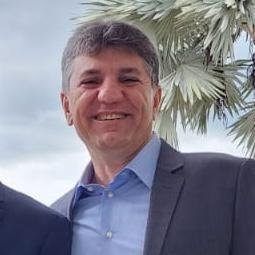 Dr. Cleider Alfredo de Oliveira