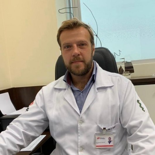 Dr. Augusto René A. Sarraff