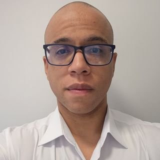 Dr. André Luiz Santos de Moraes