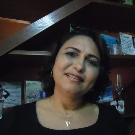 Dra. Helena Oliveira
