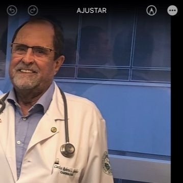 Dr. Carlos Roberto De Lima Gantois
