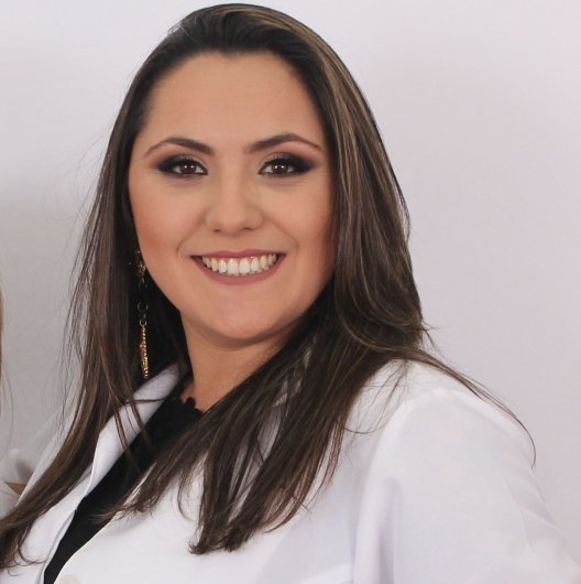 Dra. Mayra Fernandes