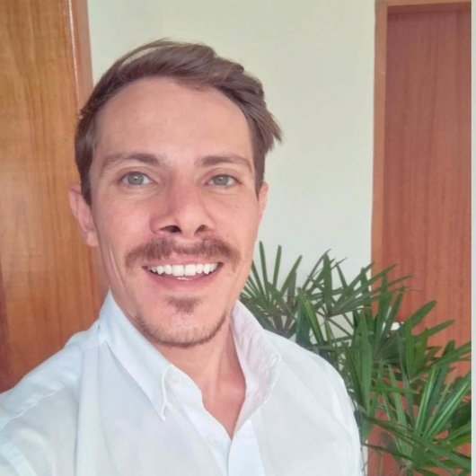 Dr. Flávio Macedo