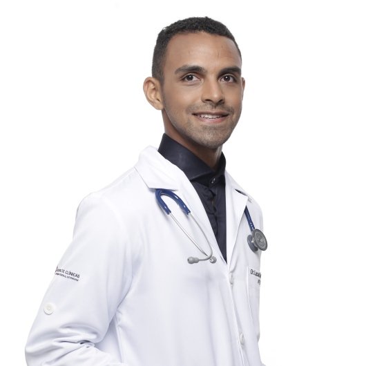 Dr. Lucas Lira