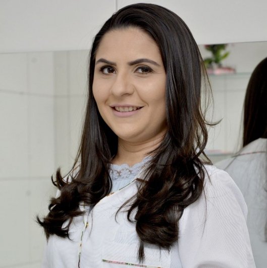 Tássia Macário