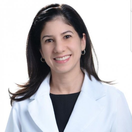 Dra. Adriana Fonseca Schindler