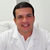 Dr. Frederico Cruz