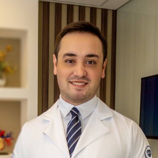 Dr. Lucas Henrique Borges Rodrigues
