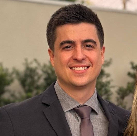 Dr. Lucas Nogueira Coracini