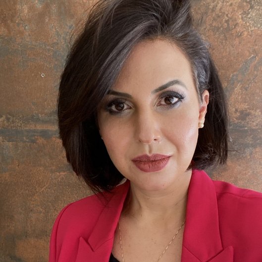 Dra. Leíse Neves Santana