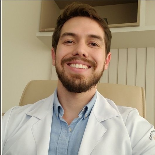 Dr. Gabriel Santos