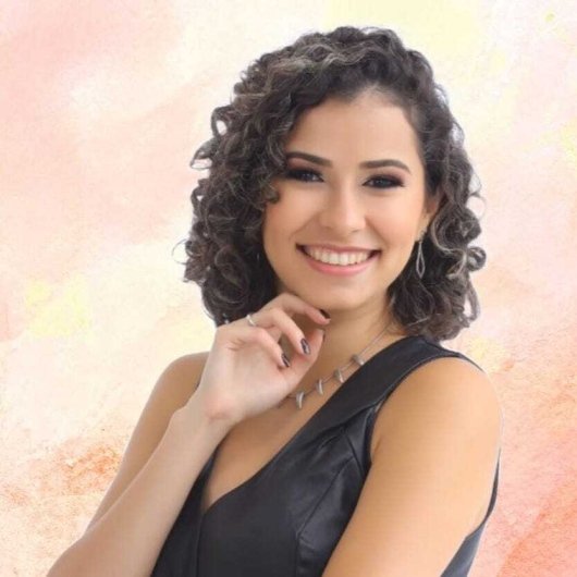 Isabela de Macedo Nascimento Marins