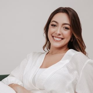 Dra. Yasmin Prazeres
