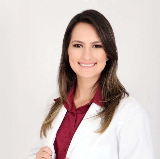 Dra. Yasmin Esmeraldo