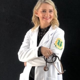 Dra. Hingridi de Souza Bayer Gomes