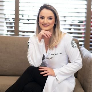 Dra. Mariana Alves