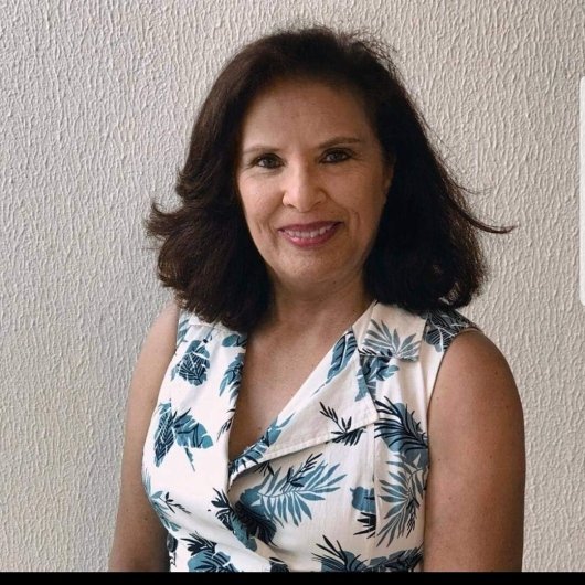 Dra. Célia Regina Nasser Holzmann