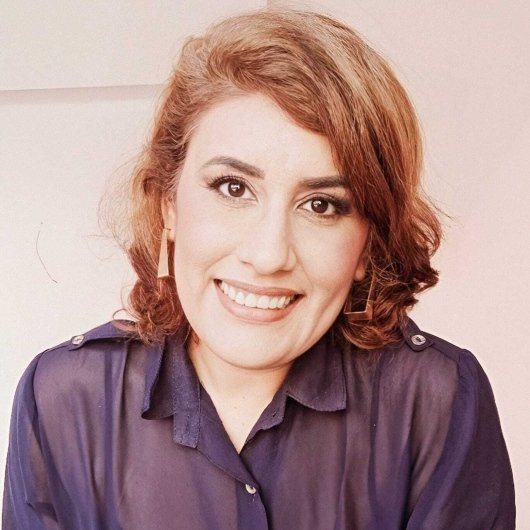 Prof. Alyne Brilhante