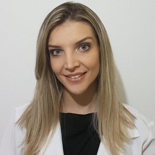 Dra. Nayane Clivatti
