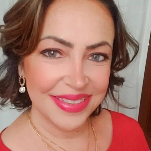 Dra. Adriana Regina Secchi