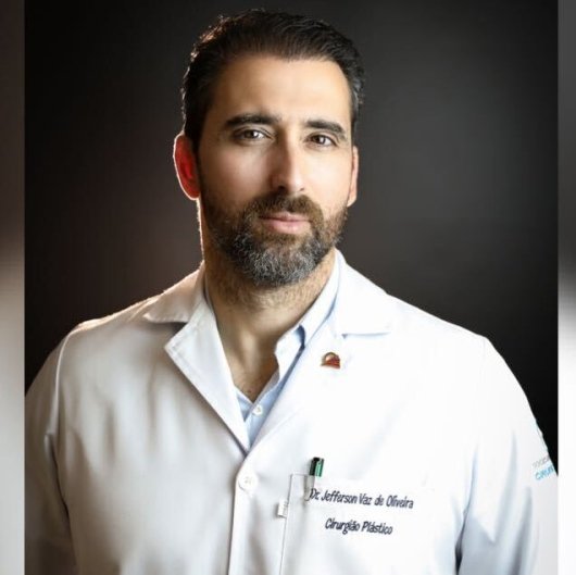 Dr. Jefferson Eduardo Britto Vaz de Oliveira