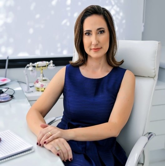 Dra. Thais Panzeri