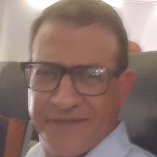Dr. Eduardo Costa Barros