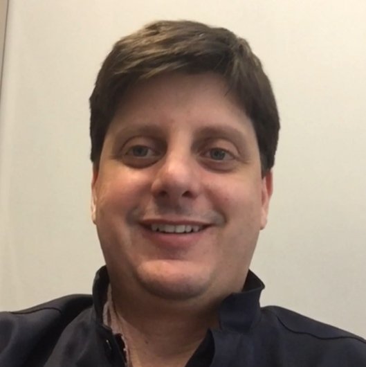 Dr. Rodrigo Vilela Carvalho