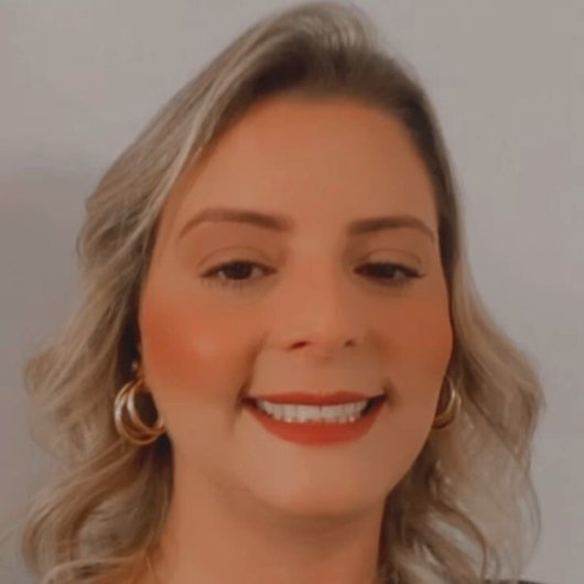 Dra. Flávia Almeida