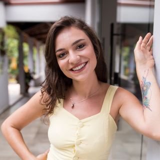 Letícia Ruiz Câmara Schmidt