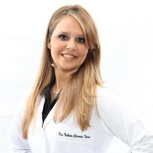 Dra. Thábata Chiconini Faria