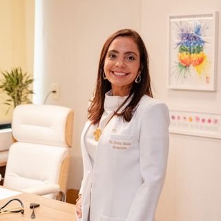 Dra. Clarissa Almeida