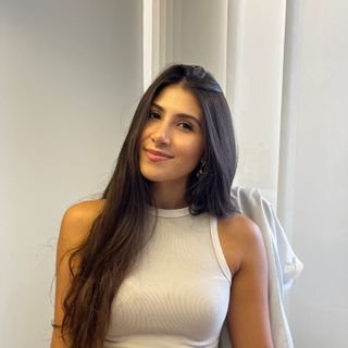 Vitoria Maximo