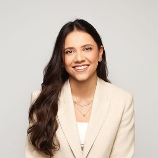Dra. Juliana Dos Santos Moreira